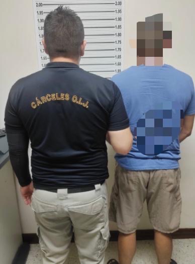 DETENCIÓN DE POLICÍAS 1