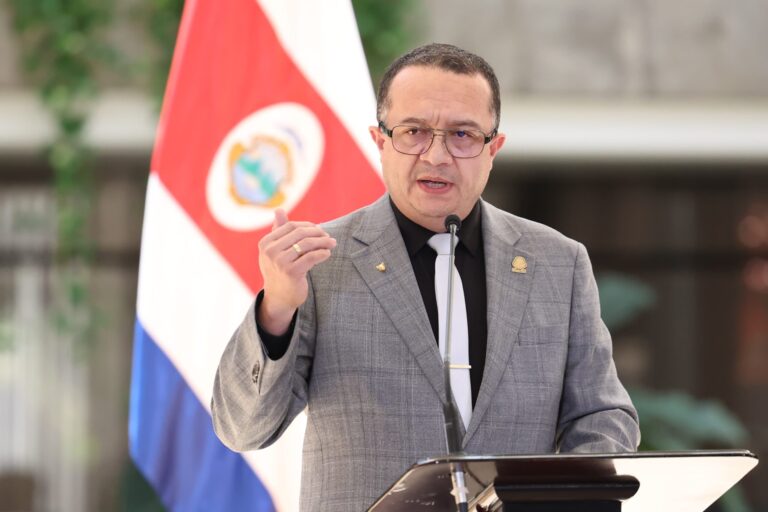 GERALD CAMPOS MINISTRO DE SEGURIDAD PUBLICA