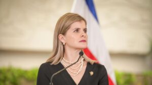 Laura Fernández anuncia cinco proyectos de ley para “limpiar al Poder Judicial”