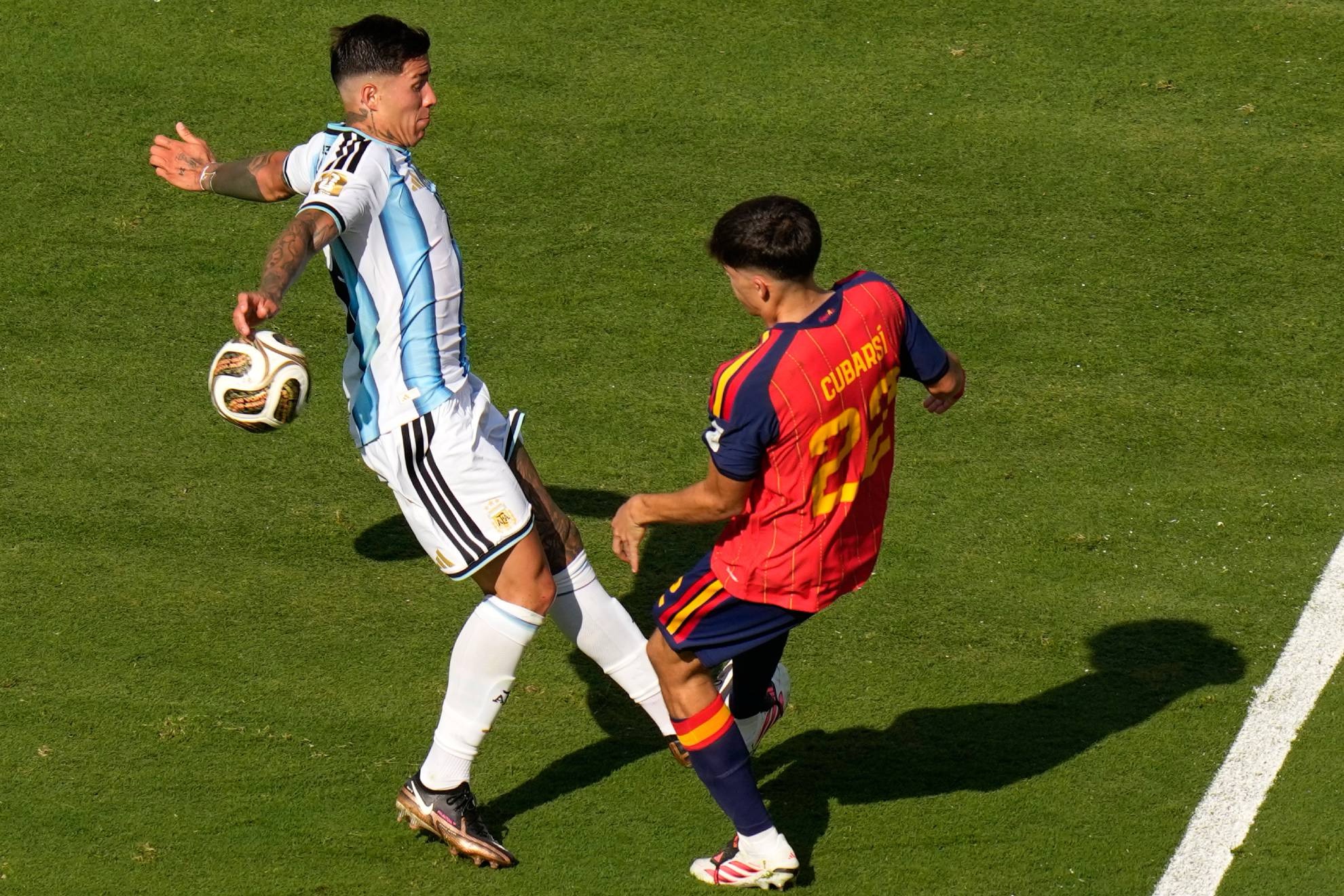 Argentina España Enzo Fernández