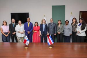 Costa Rica lleva disputa comercial a Panamá: Trejos pide abrir mercados y mejorar paso de carga entre ambos países