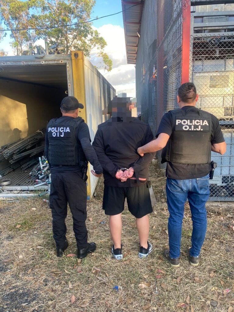 Detenidos Ciber5