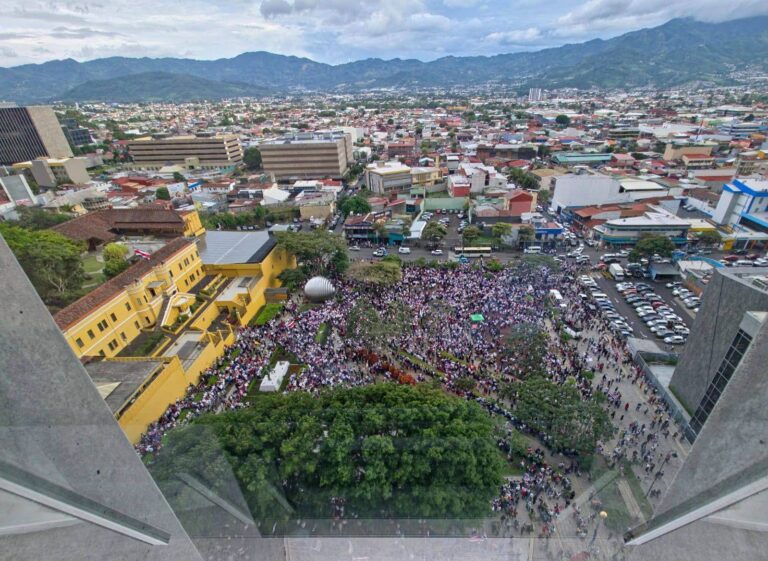 Manifestacion platon nacional