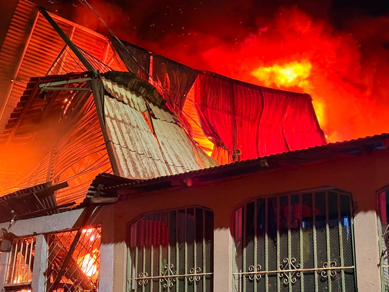 Incendio villa esperanza Pavas