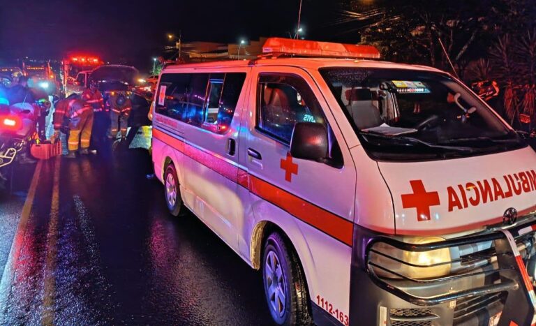 Cruz roja costarricense incidente noche