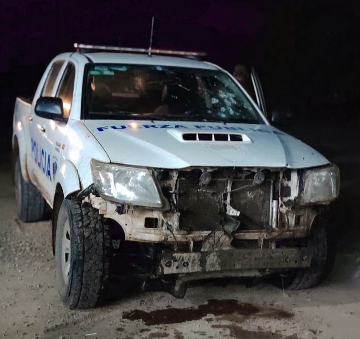 Enfrentamiento armado con policías en la cruz